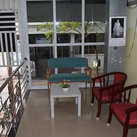 Chaplin Hotel Puducherry Eksteriør billede
