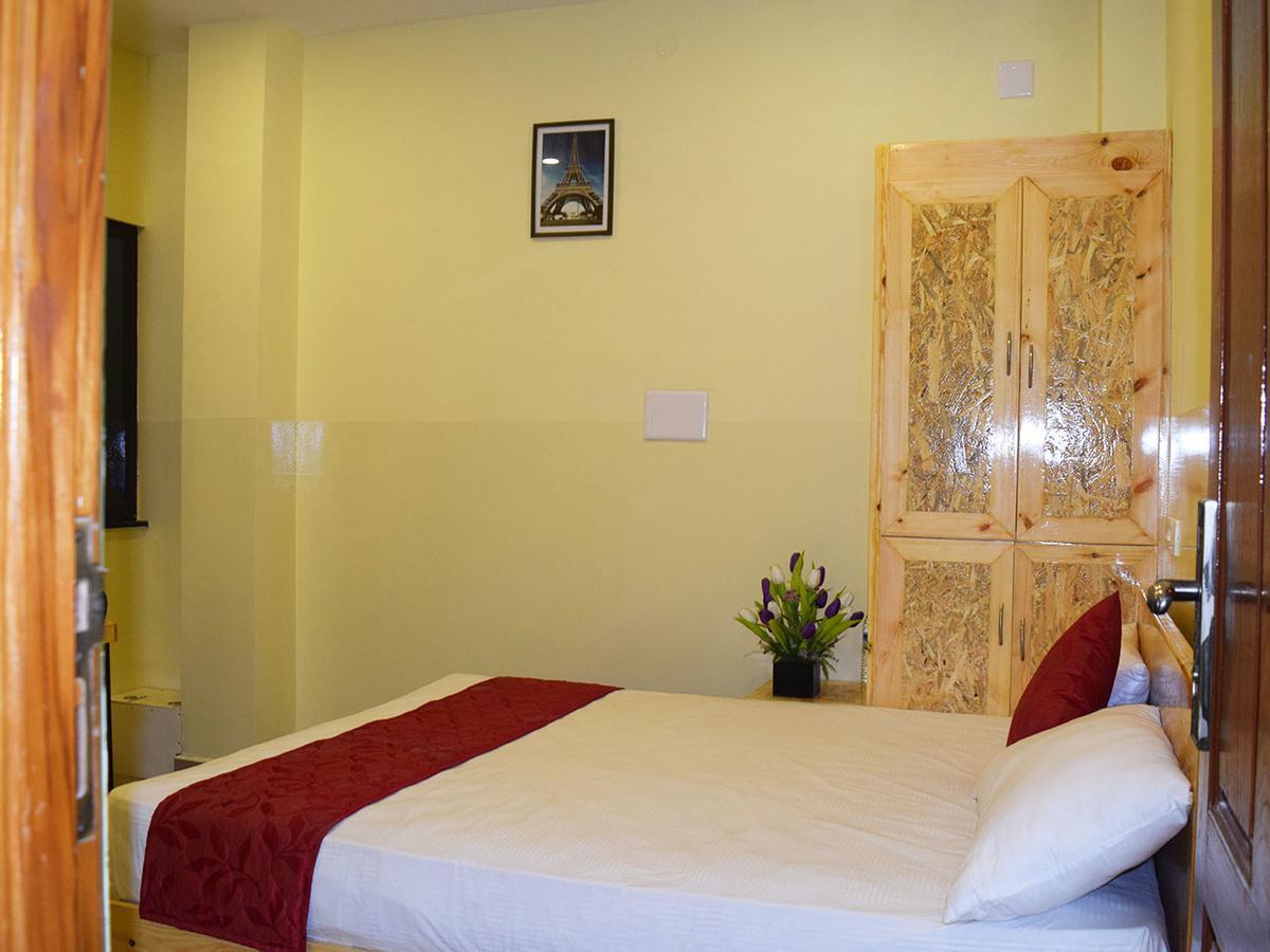 Chaplin Hotel Puducherry Eksteriør billede